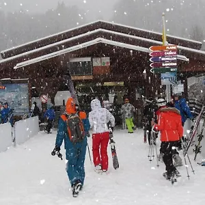 Mobilhome A 2 Pas Remontes , Samoëns France